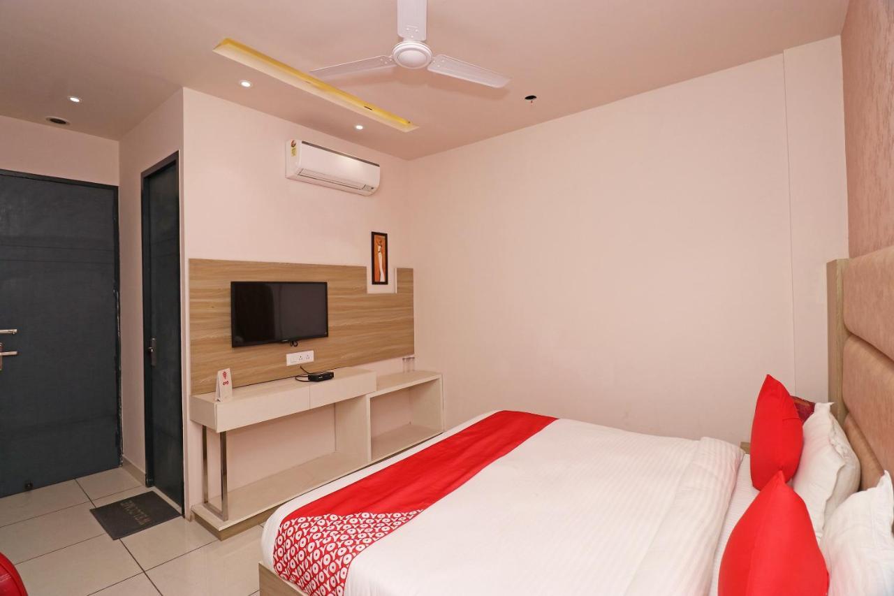 Oyo 26833 Cabana ميروت المظهر الخارجي الصورة