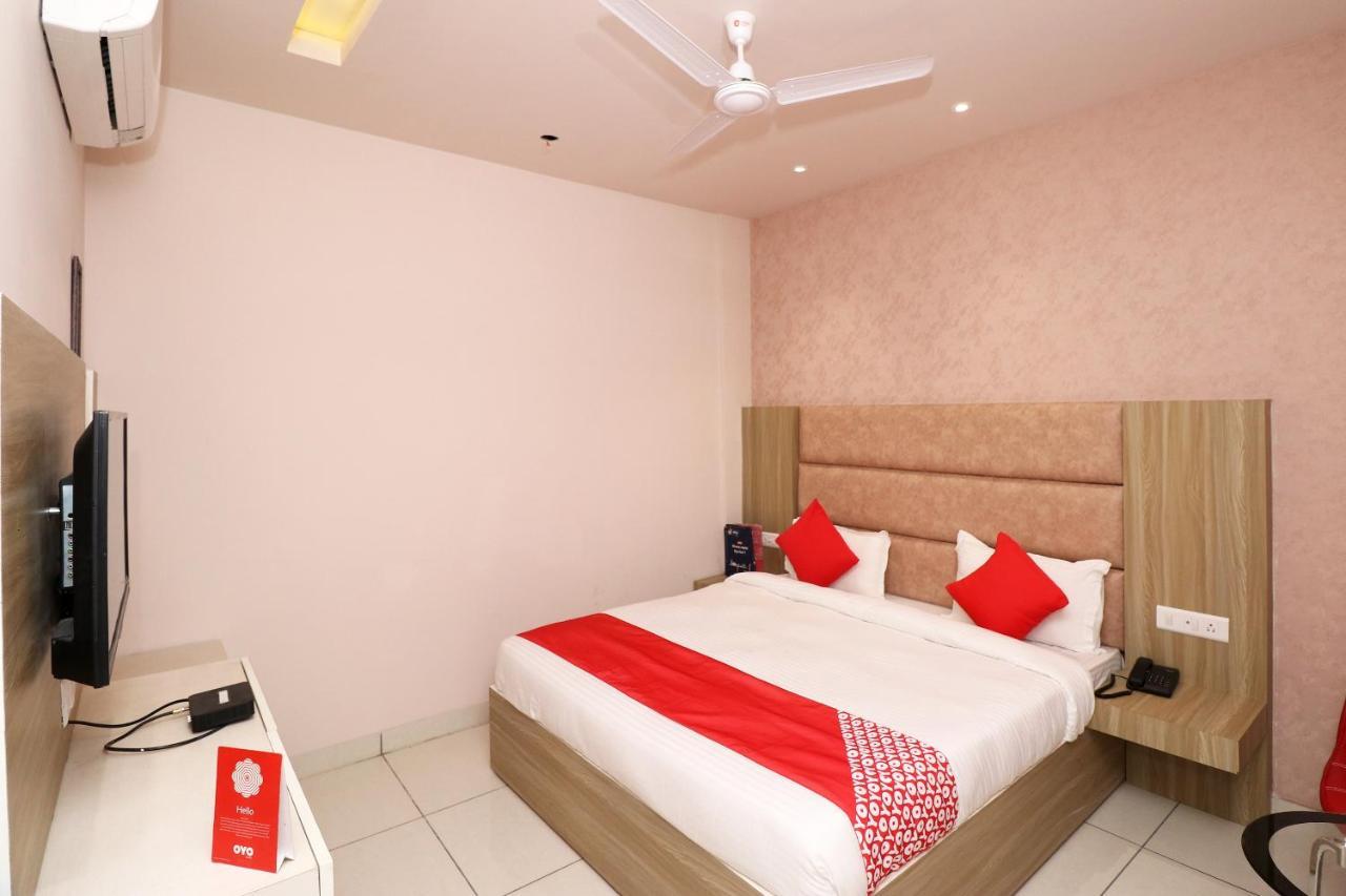Oyo 26833 Cabana ميروت المظهر الخارجي الصورة