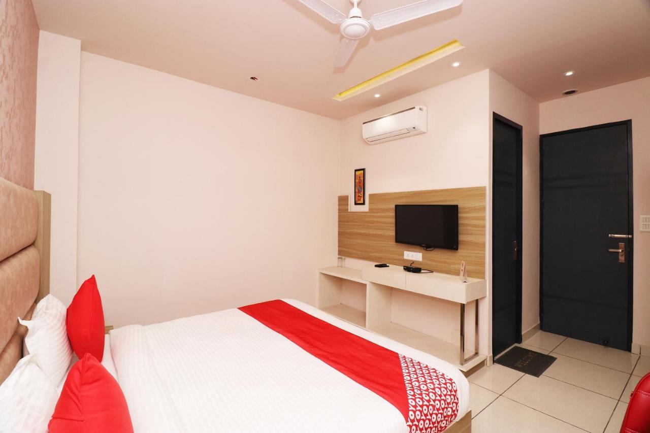 Oyo 26833 Cabana ميروت المظهر الخارجي الصورة
