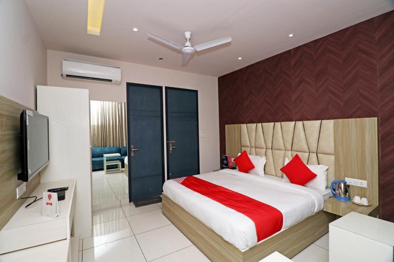 Oyo 26833 Cabana ميروت المظهر الخارجي الصورة